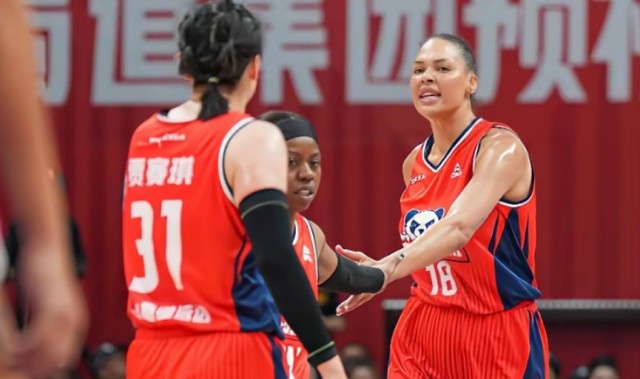 四川女篮官宣：坎贝奇重伤+奥贡鲍尔禁赛 单外援出战总决赛抢五